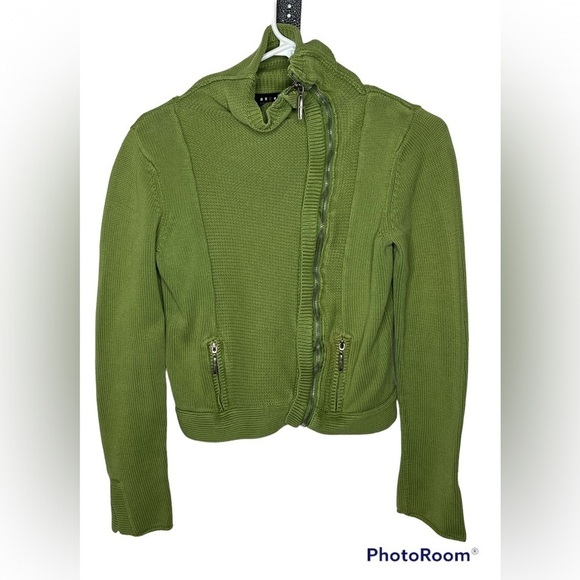 Axcess  By Liz Claiborne Zip Up Cropped Turtleneck Sweater Sz Med - Picture 1 of 9